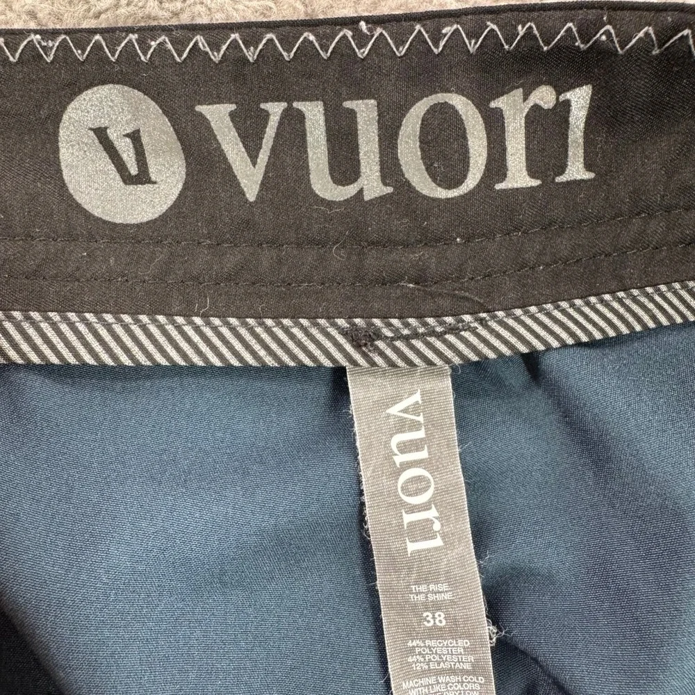 Vuori Cruise Boardshorts Mens 38 Blue Black Swim Surf Trunks Quick Dry Stretch